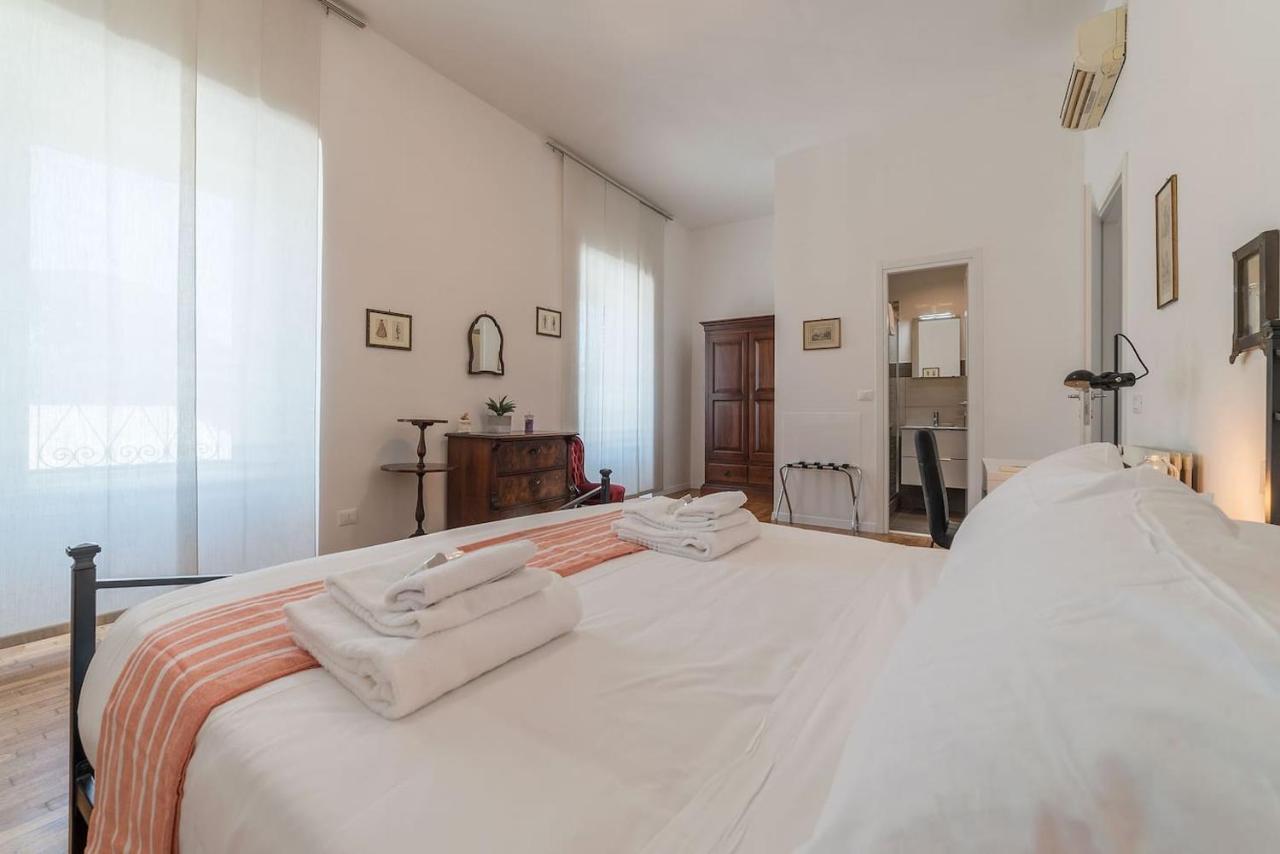 Live like a local in Rome’s exclusive Colle Oppio Appartamento Esterno foto